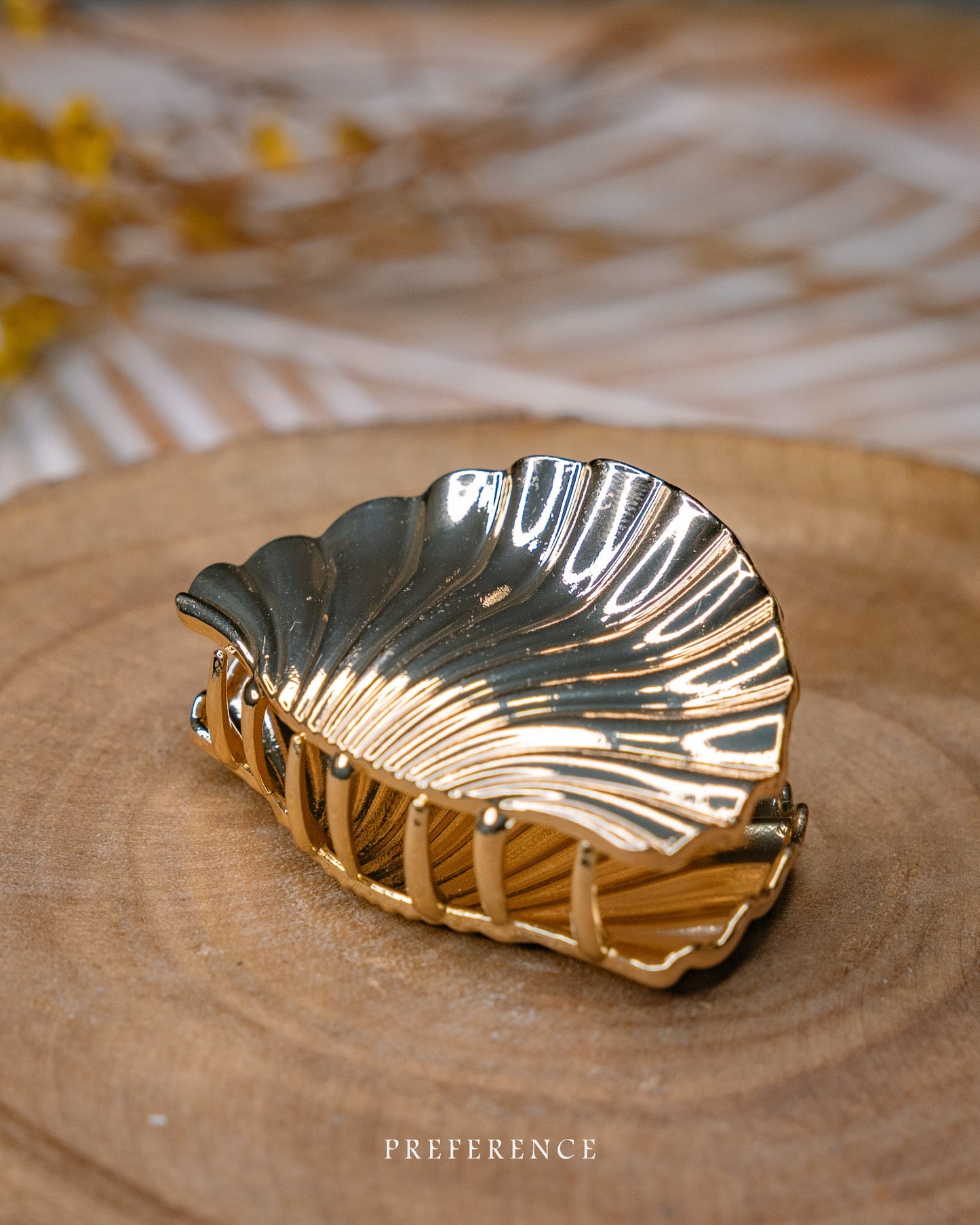 Pince à cheveux coquillage