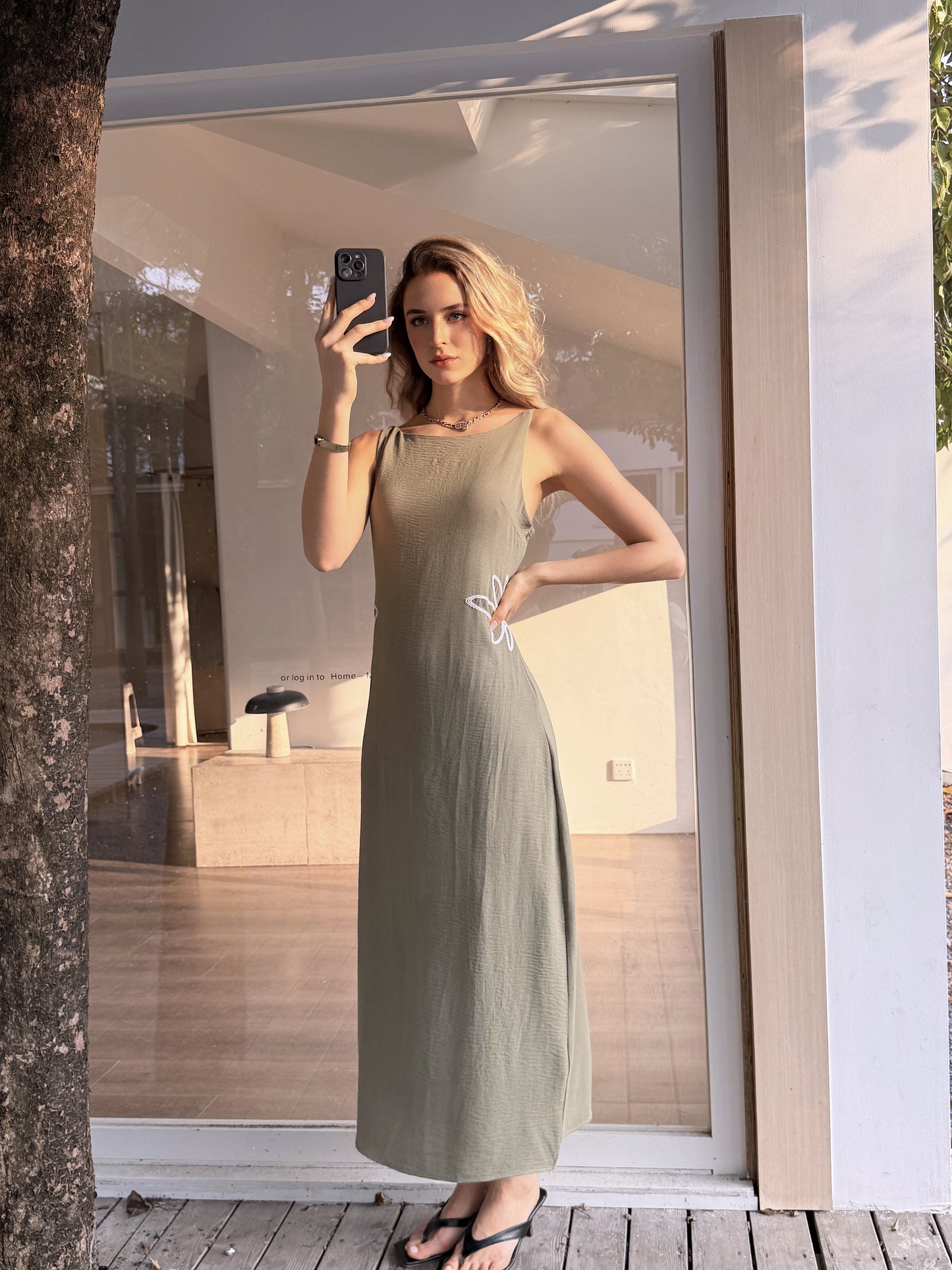 Robe Longue Broderie Fleurs