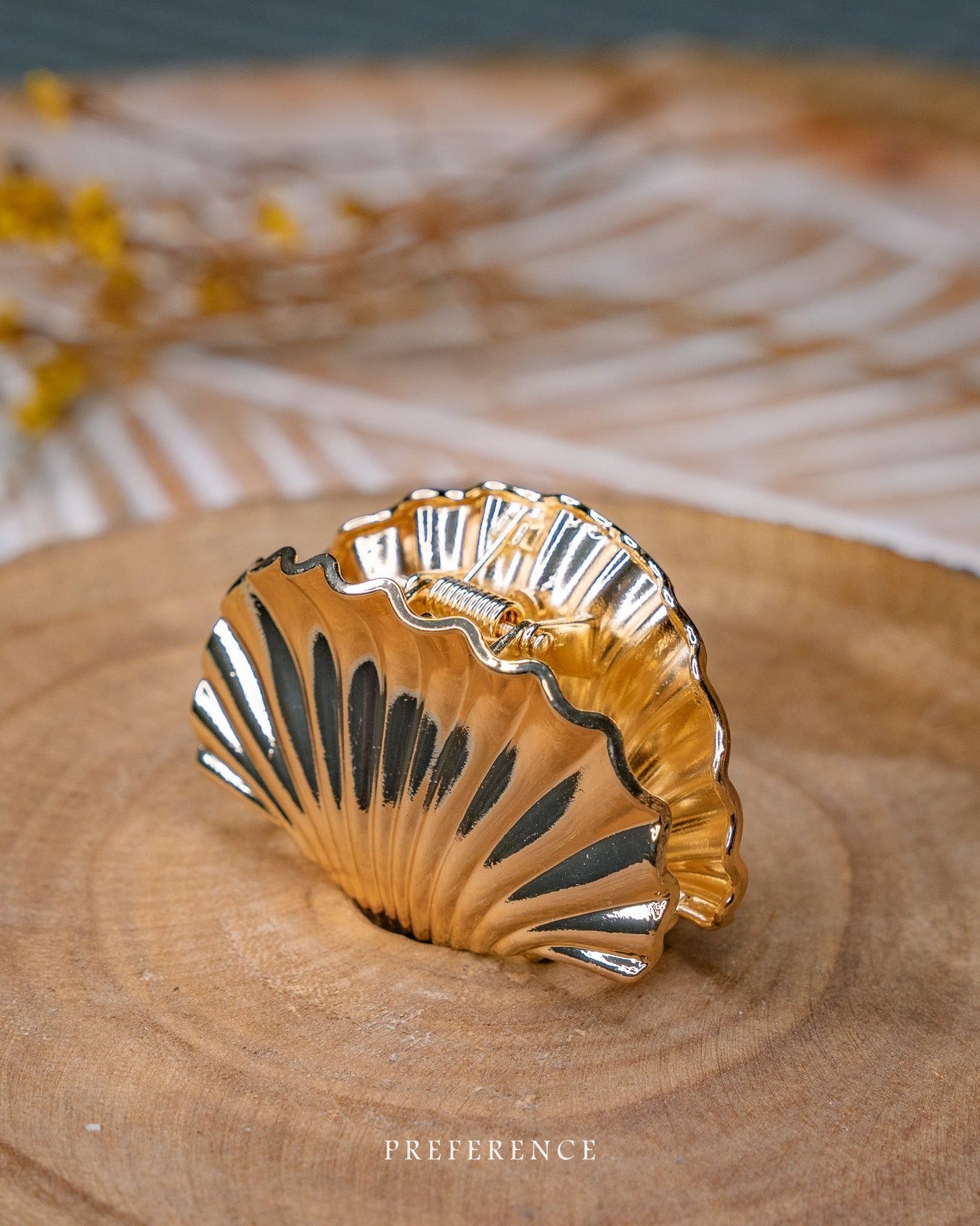 Pince à cheveux coquillage