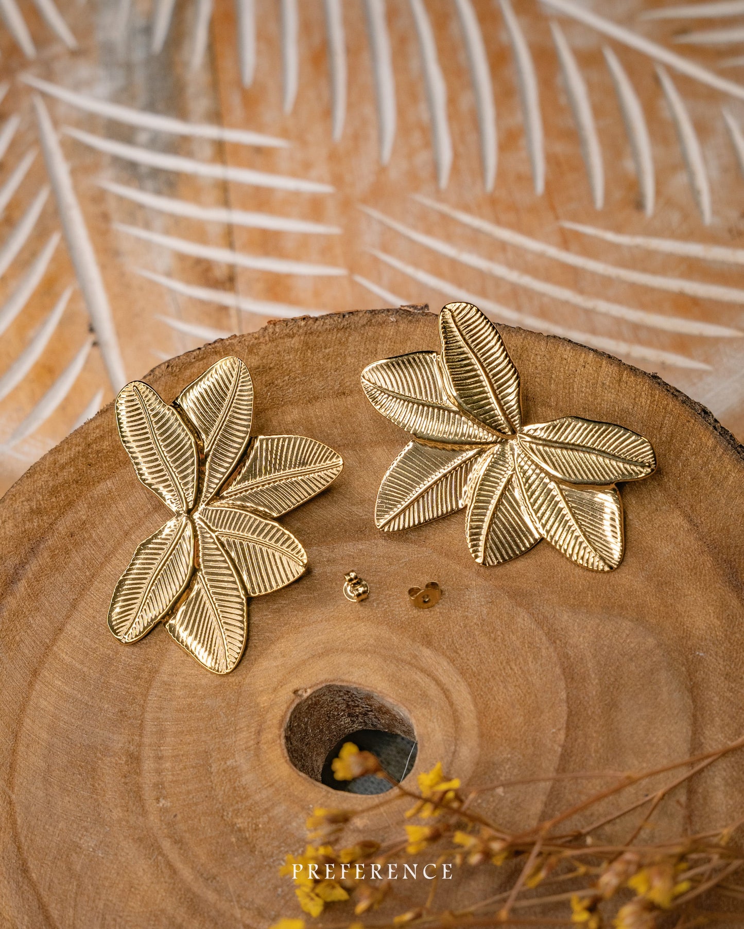 Divers boucles d'oreilles en acier inox.