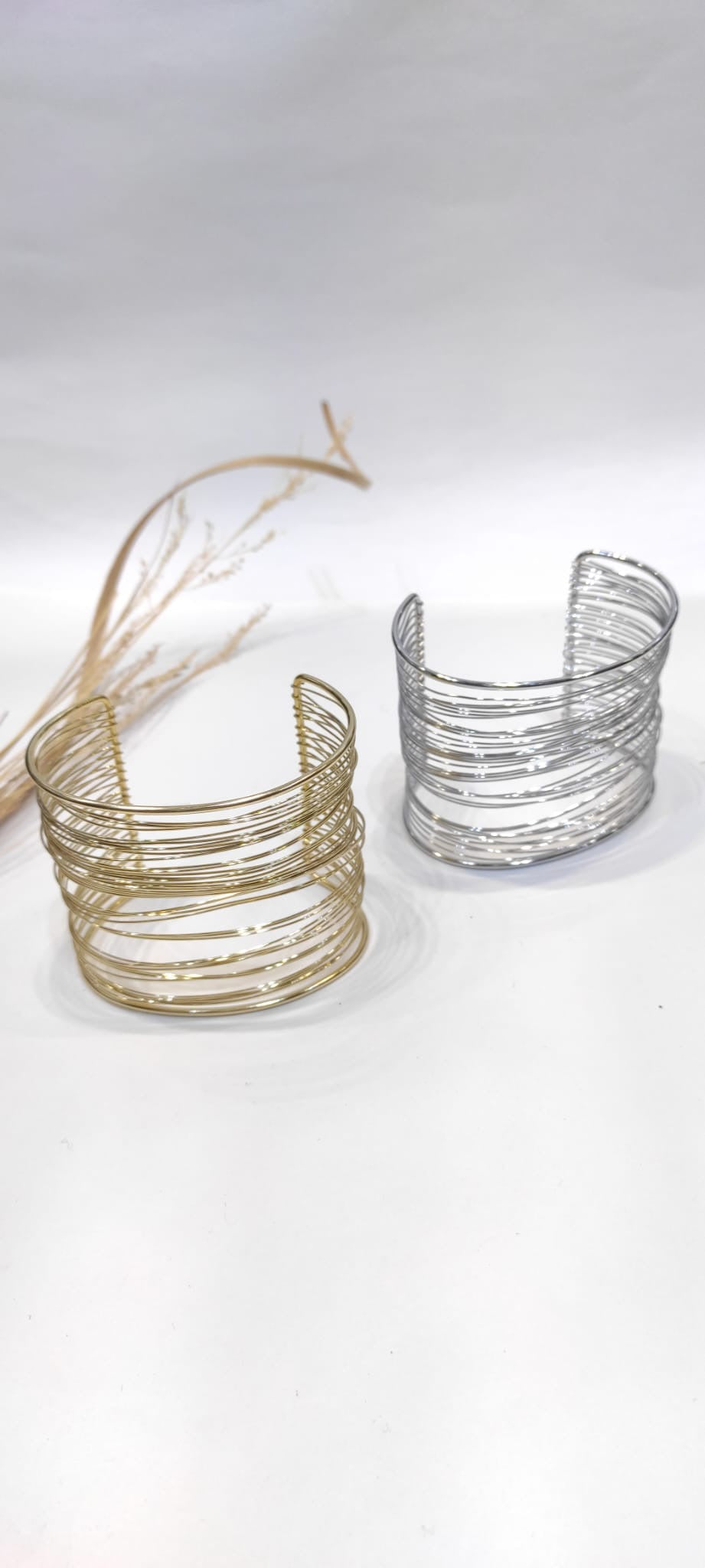 bracelet jonc rigide en acier inoxydable